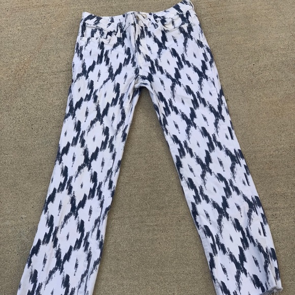 FREE PEOPLE cropped flare!!!! - Picture 5 of 10